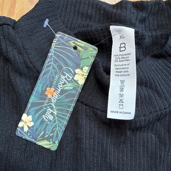 Sheer Sleeve Mockneck Shirt - Picture 6 of 7